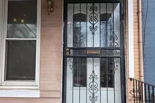 1320 A St SE, Washington, DC 20003 - Photo 4