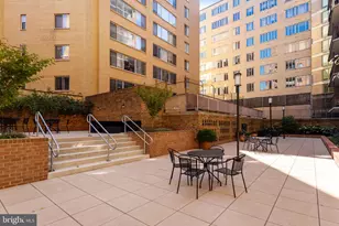 1718 P St NW, Washington, DC 20036 - Photo 8