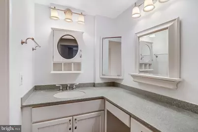 1718 P Street NW #L8, Washington, DC 20036 - Photo 8