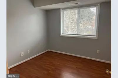 625 Chesapeake Street SE #301, Washington, DC 20032 - Photo 4