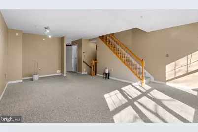 802 Hr Drive SE, Washington, DC 20032 - Photo 4