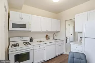 122 Bates St NW, Washington, DC 20001 - Photo 12