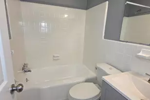 1220 16th St NE, Washington, DC 20002 - Photo 12