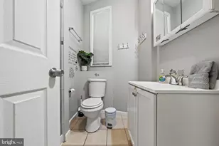 28 T St NW, Washington, DC 20001 - Photo 26