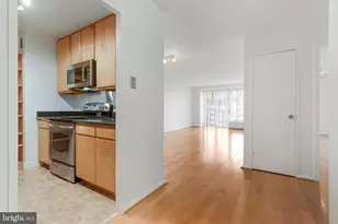 1425 4th St SW, Washington, DC 20024 - Photo 6