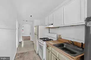 1711 H St NE, Washington, DC 20002 - Photo 4