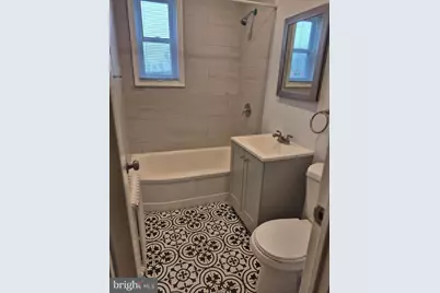 512 Ridge Road SE #305, Washington, DC 20019 - Photo 8