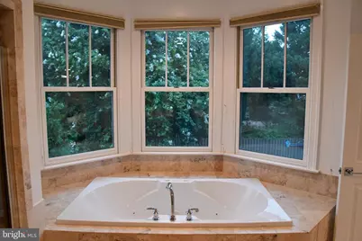 5127 Cathedral Avenue NW, Washington, DC 20016 - Photo 16