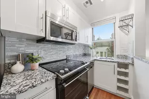 18 9th St NE, Washington, DC 20002 - Photo 12