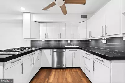 73 G Street SW #103, Washington, DC 20024 - Photo 6
