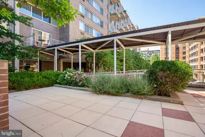 350 G Street SW #N423, Washington, DC 20024 - Photo 28