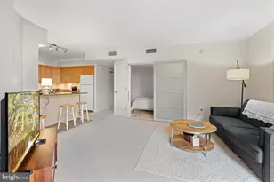 616 E St NW, Washington, DC 20004 - Photo 16