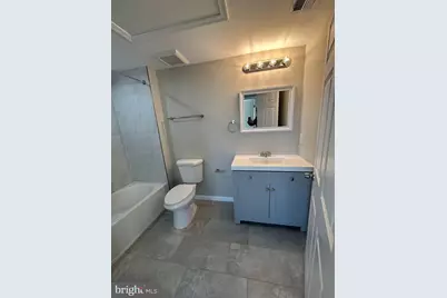 1812 H Place NE #305, Washington, DC 20002 - Photo 4