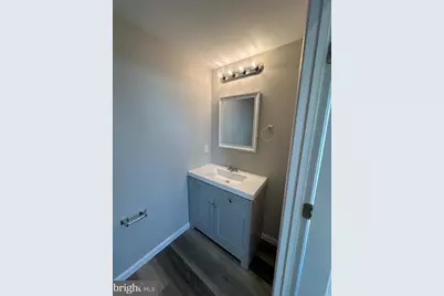 1812 H Place NE #409, Washington, DC 20002 - Photo 4