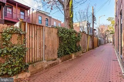 154 13th Street SE, Washington, DC 20003 - Photo 40