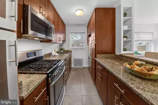 2339 40th Pl NW, Washington, DC 20007 - Photo 6