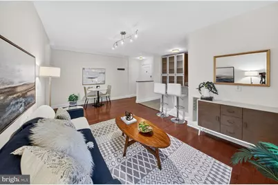 2339 40th Place NW #101, Washington, DC 20007 - Photo 4