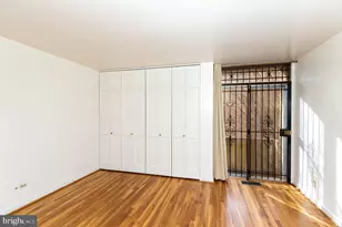 204 M St SW, Washington, DC 20024 - Photo 22