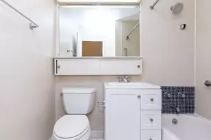 204 M St SW, Washington, DC 20024 - Photo 20