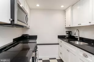 1737 Church St NW, Washington, DC 20036 - Photo 16