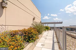 1025 1st St SE, Washington, DC 20003 - Photo 14