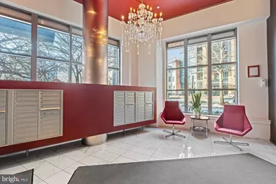 460 New York NW #304, Washington, DC 20001 - Photo 2