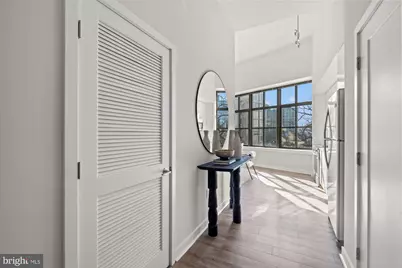 460 New York NW #304, Washington, DC 20001 - Photo 4