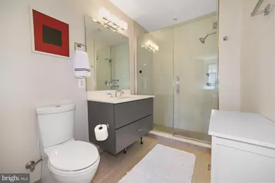 301 H Street NE #305, Washington, DC 20002 - Photo 18