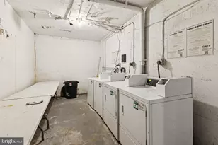 7 18th St SE, Washington, DC 20003 - Photo 22