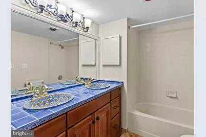 2320 Wisconsin Avenue NW #206, Washington, DC 20007 - Photo 12