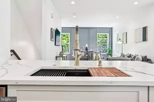 322 56th St NE, Washington, DC 20019 - Photo 2