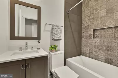 1605 F Street NE #4, Washington, DC 20002 - Photo 16