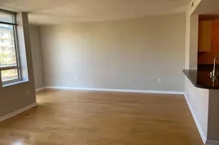 350 G St SW, Washington, DC 20024 - Photo 8