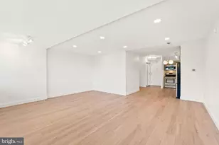 2510 Virginia Ave NW, Washington, DC 20037 - Photo 10