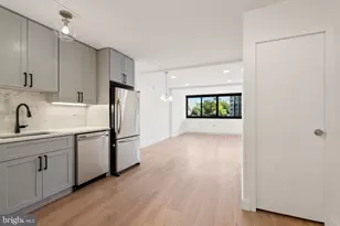 2510 Virginia Ave NW, Washington, DC 20037 - Photo 2