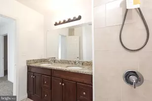 1911 17th St SE, Washington, DC 20020 - Photo 16