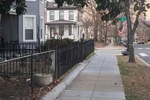 1911 17th St SE, Washington, DC 20020 - Photo 40