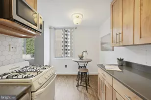 2939 Van Ness St NW, Washington, DC 20008 - Photo 10