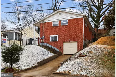 3053 P Street SE #DETACHED, Washington, DC 20020 - Photo 2