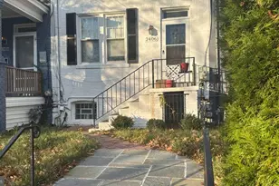 2406 37th St NW, Washington, DC 20007 - Photo 2