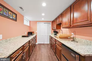 423 Quackenbos St NW, Washington, DC 20011 - Photo 22