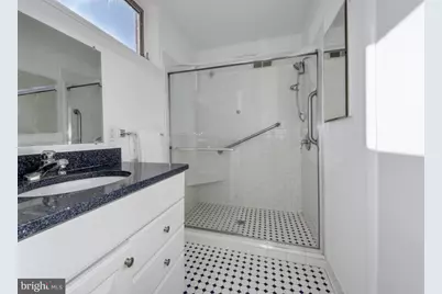 5814 Macarthur Boulevard NW, Washington, DC 20016 - Photo 12