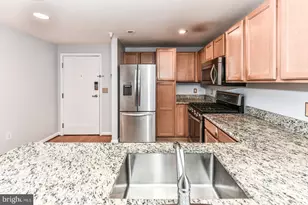 350 G St SW, Washington, DC 20024 - Photo 6