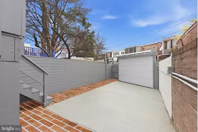 1319 East Capitol Street SE, Washington, DC 20003 - Photo 56