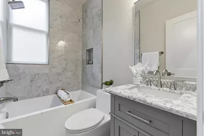 1319 East Capitol Street SE, Washington, DC 20003 - Photo 32