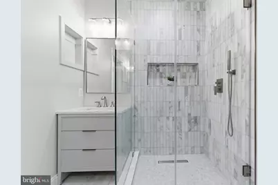 1319 East Capitol Street SE, Washington, DC 20003 - Photo 26