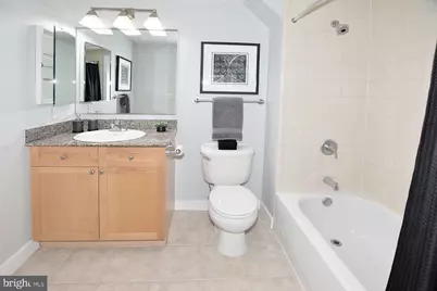 777 7th Street NW #1014, Washington, DC 20001 - Photo 18
