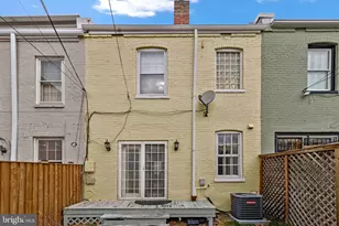123 E St SE, Washington, DC 20003 - Photo 38