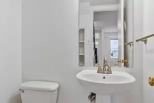 123 E St SE, Washington, DC 20003 - Photo 6