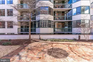 955 NW 26th Street NW, Washington, DC 20037 - Photo 132